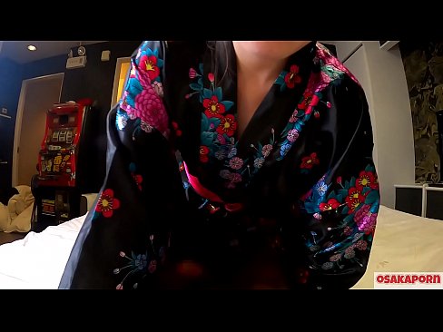 ❤️ Ung cosplay tjej älskar sex till orgasm med en spruta i en hästskötare och en avsugning. Asiatisk tjej med hårig fitta och vackra bröst i traditionell japansk dräkt i amatörvideo som visar onani med knullleksaker. Sakura 3 OSAKAPORN. ❤❌ Fucking at us ️❤