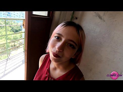 ❤️ Student Sensual suger en främling i Outback - sperma i ansiktet ❤❌ Fucking at us ️❤